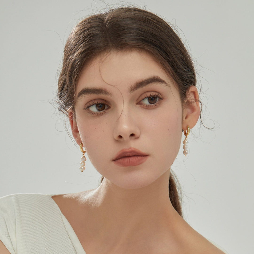 Pearl Wedding Earrings: Your Perfect Match for the Big Day