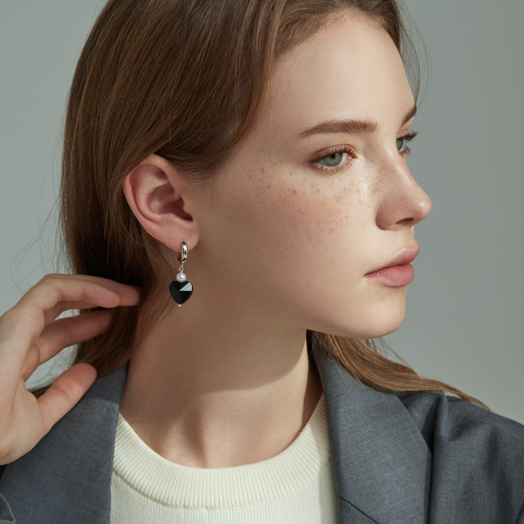 Robyn Heart Earrings