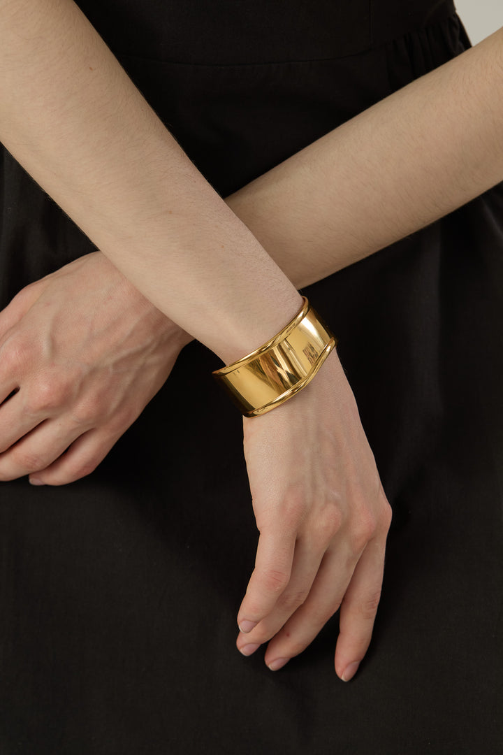 Alix Bangle Gold Bracelets