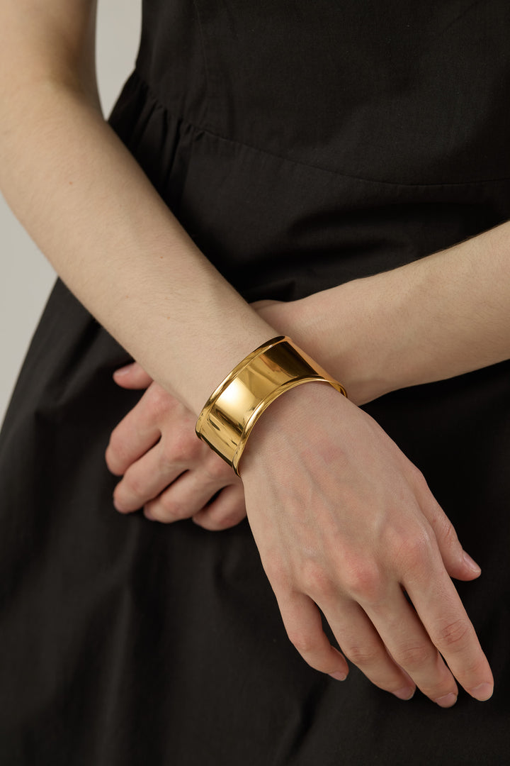 Alix Bangle Gold Bracelets