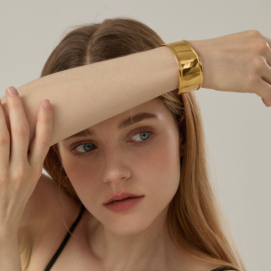 Alix Bangle Bracelets Gold - Joey Baby